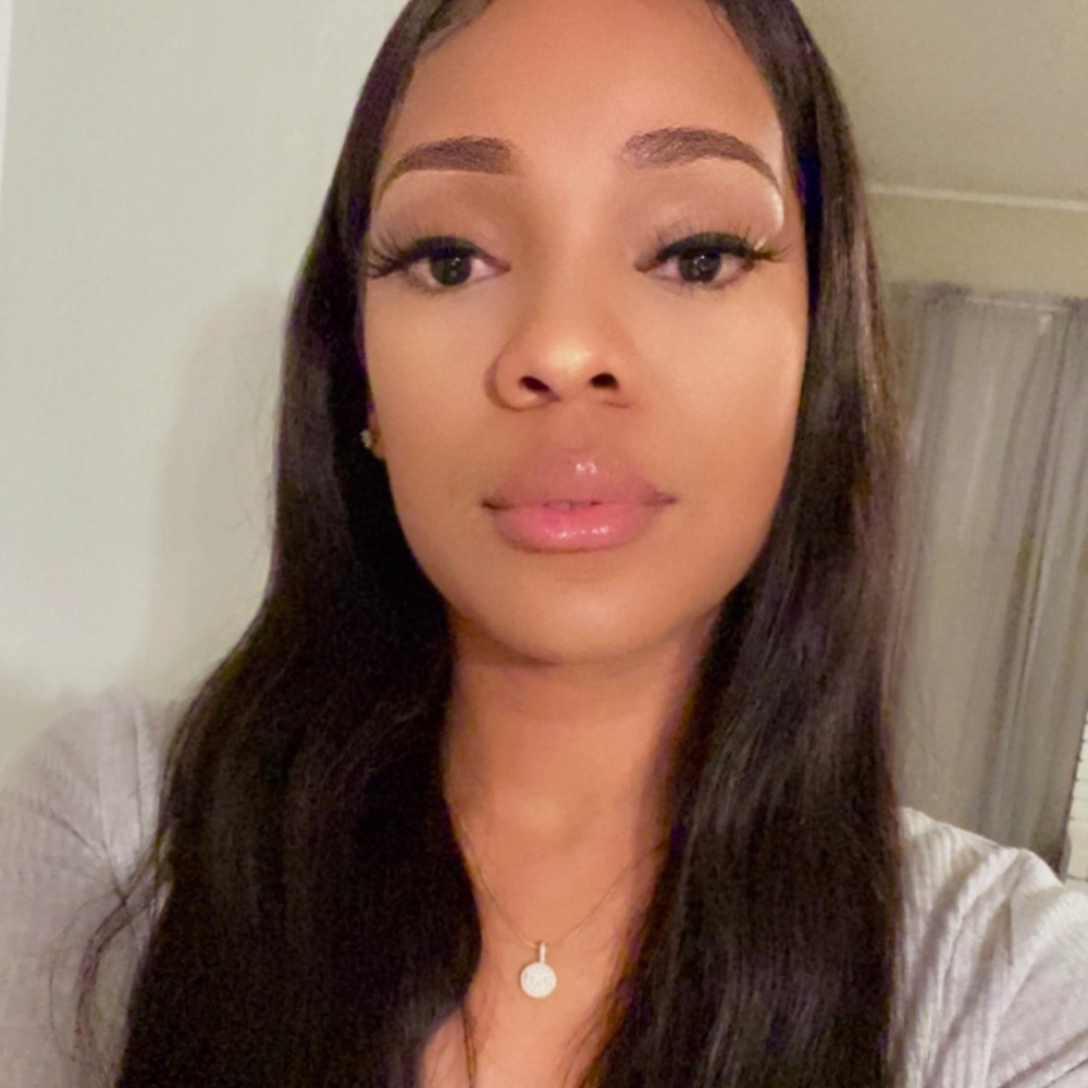 Meet your Posher, Erika